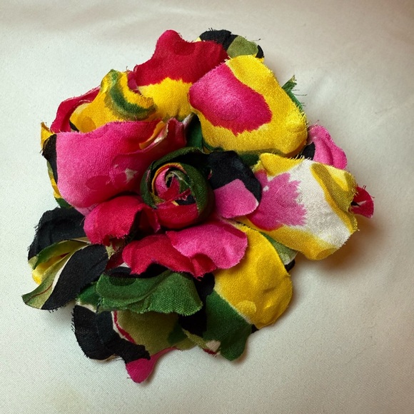 4 Silk Floral Pins Set - Black, Multicolor - Picture 2 of 7